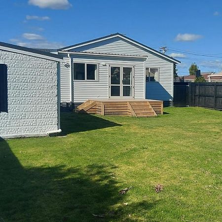 Cozy, New, Private 3 Bedroom Home 汉密尔顿 外观 照片